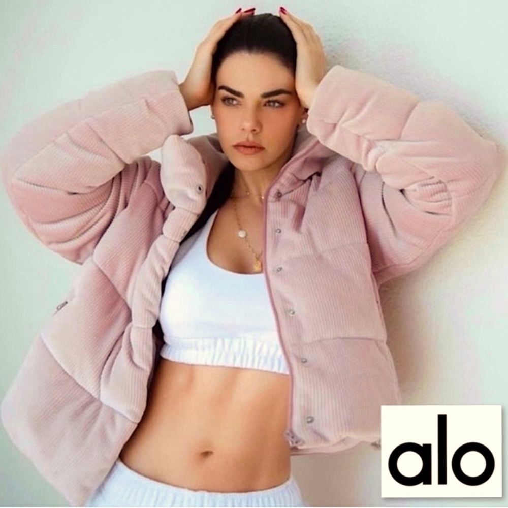 Alo Yoga Ribbed Velour Corduroy Gold Rush Puffer Jacket Dusty Pink Oversized L
